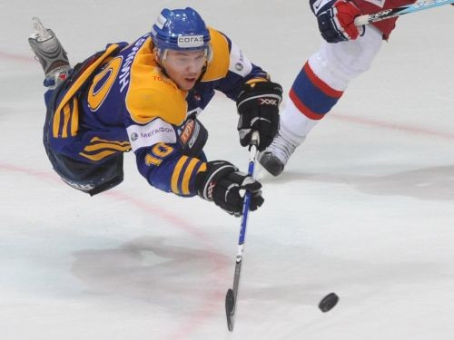 Mozjakins KHL rezultatīvākais, Hosa otrā desmita vidū