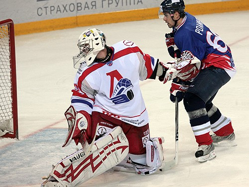 KHL nosauc pusfināla labākos