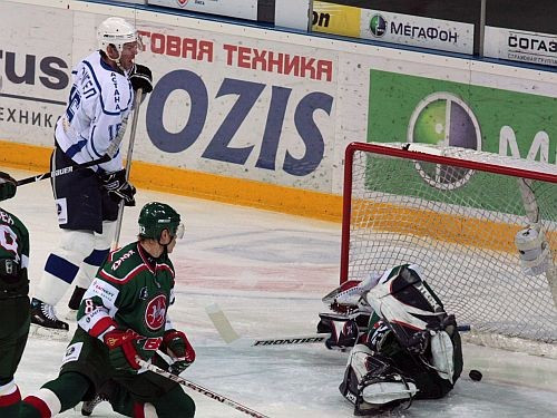 "Barys" šķiras no Štumpela