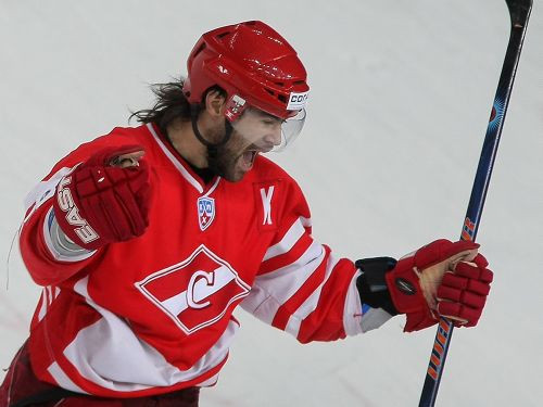 "Spartak" kapteinis karjeru turpinās "SKA"