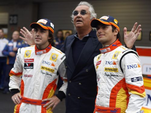 Briatore pēc skandāla pamet "Renault"