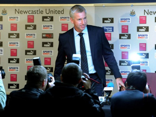 Pardjū apstiprināts "Newcastle" galvenā trenera amatā