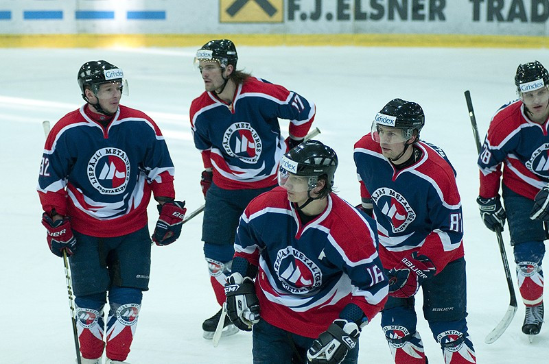 Hokeja čempionāta zelts atgriežas Liepājā