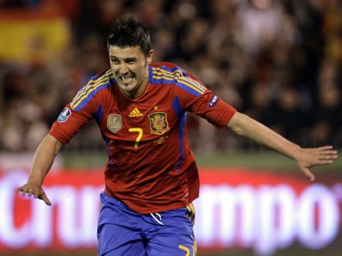 Euro2012: Spānijai smaga uzvara pār Čehiju, Nīderlande grauj Ungārijā
