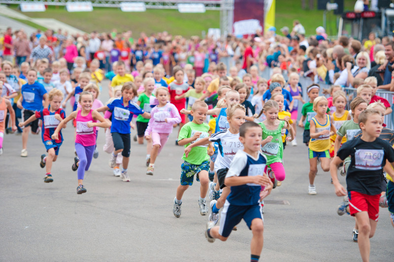 1.jūnijā aicina reģistrēties "Nike Riga Run" un ziedot "Mazajām sirsniņām"