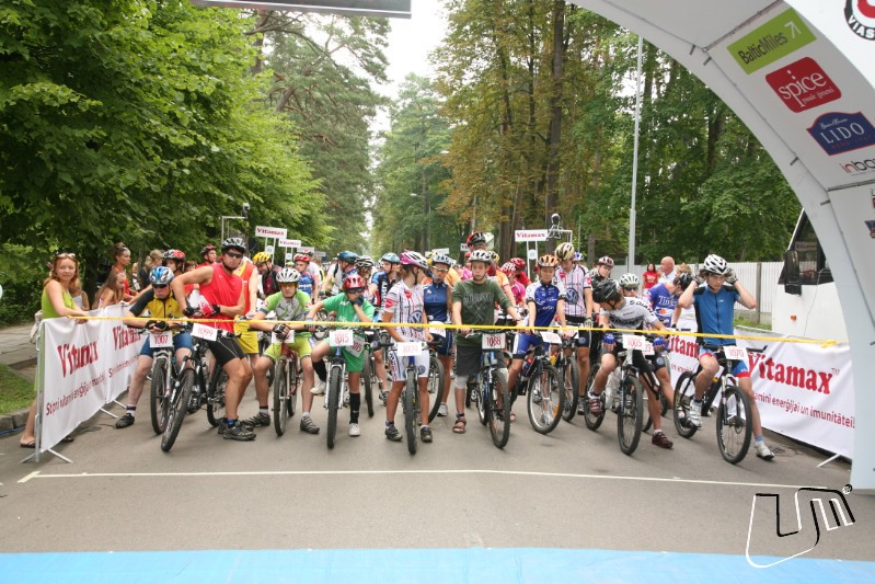 Mārupes MTB maratona tautas distances iepazīšanas brauciens pulcē ap simts interesentu