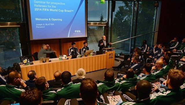 FIFA rīkos seminārus potenciālajiem PK 2014 tiesnešiem