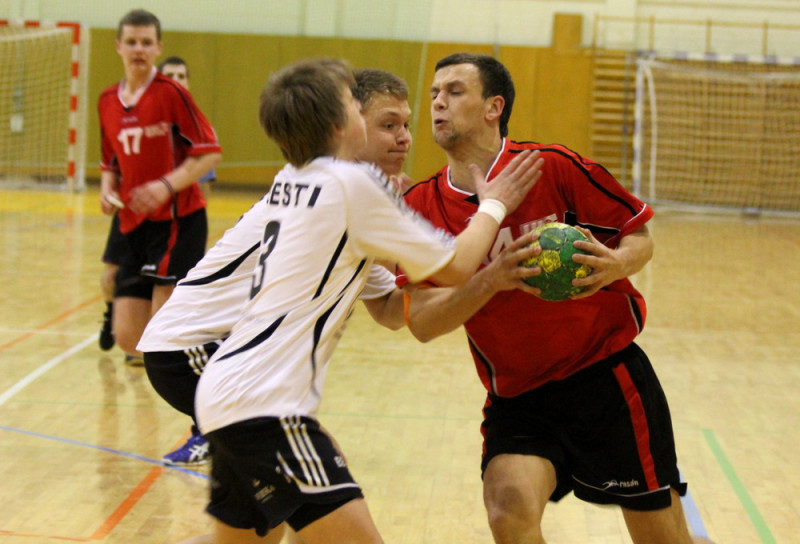 U-17 handbolisti "Baltic Cup 96" noslēdz ar zaudējumu Somijai