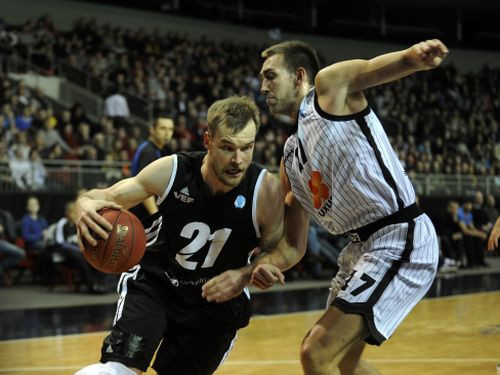 VEF centrs Kavaļausks pievienojas Daira Bertāna "Bilbao Basket"