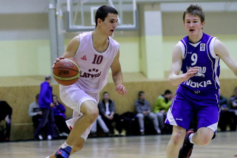 U16 puiši Eiropas čempionātu sāk ar zaudējumu Ukrainai