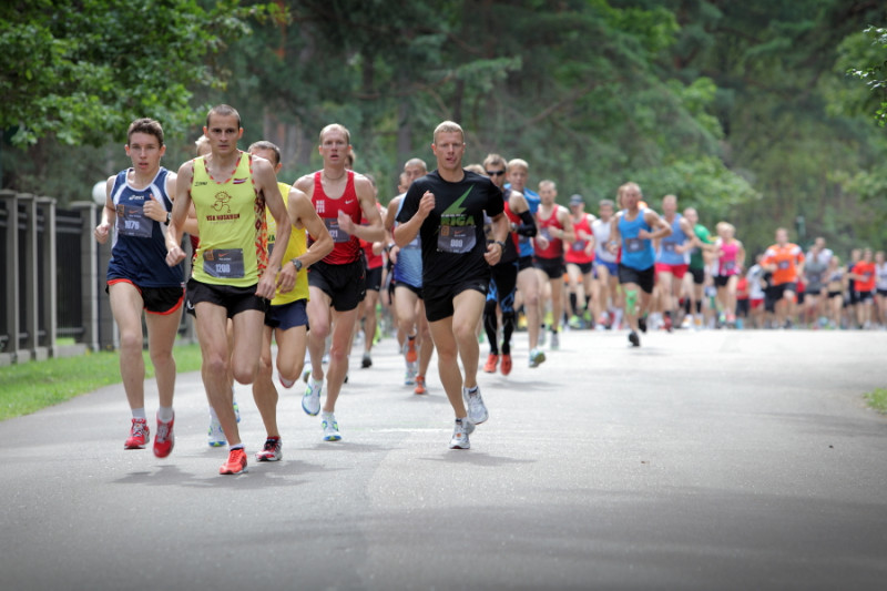 Svētdien tiks dots starts Baltijā lielākajam sporta labdarības pasākumam "Nike Riga Run"