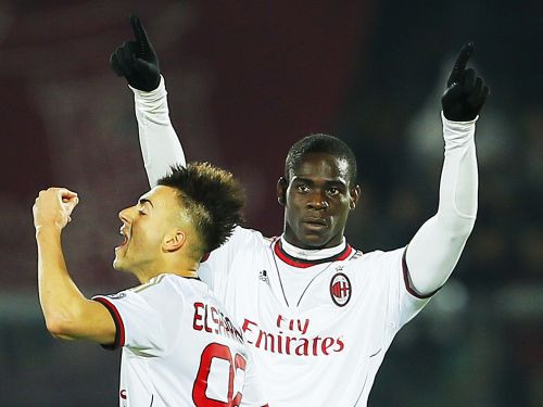 Balotelli divi vārti, "Milan" spēlē neizšķirti