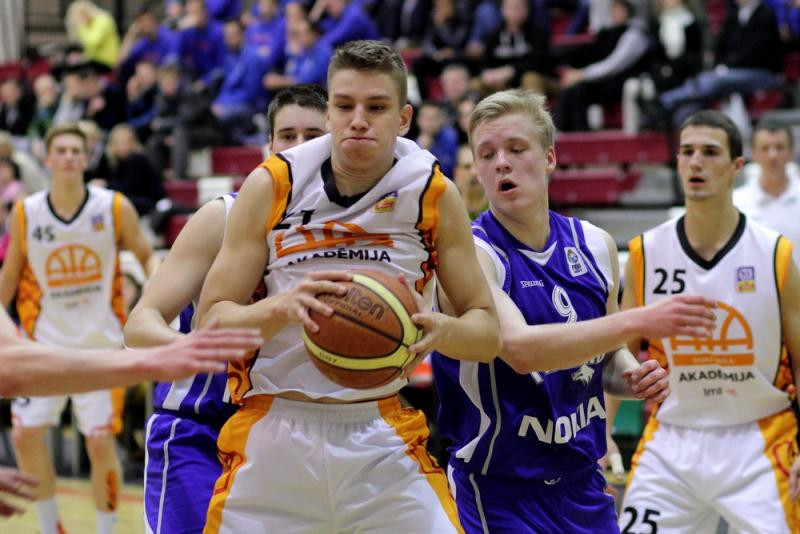 12-0! Latvijas basketbolisti izcīna visus Baltijas jūras kausus