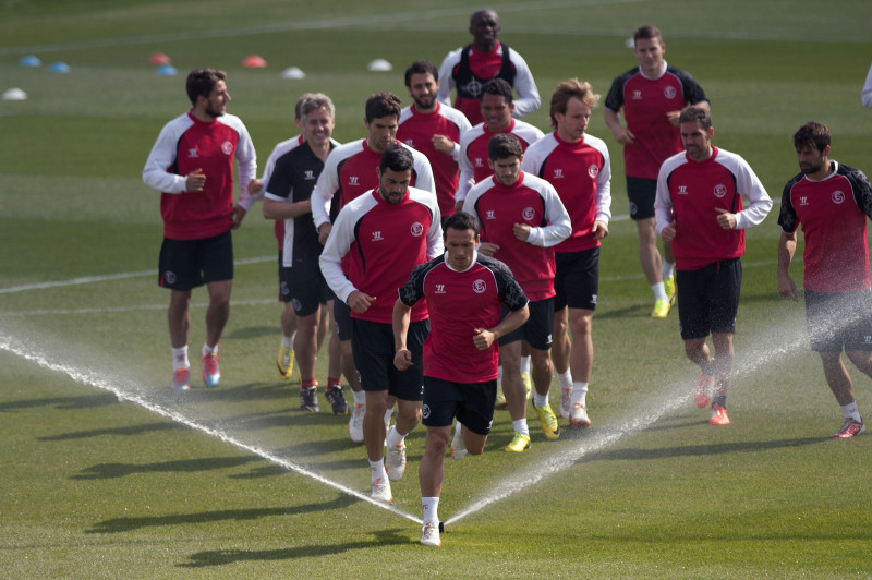 EL pusfināli: spāņu kauja Seviļā, "Juventus" centīsies izslēgt "Benfica"