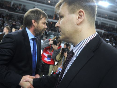 "Avangard" prezidents aizstāv Sumanenu, "Dynamo" piedāvā boksa maču ar Znaroku
