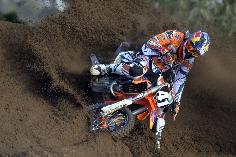 Pauls Jonass 2015.gadu KTM "Red Bull" formā iesāk ar uzvaru Itālijas čempionātā