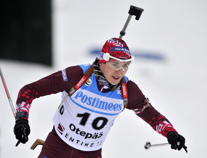 Latvijas biatlonisti startēs sprintā Holmenkollenā