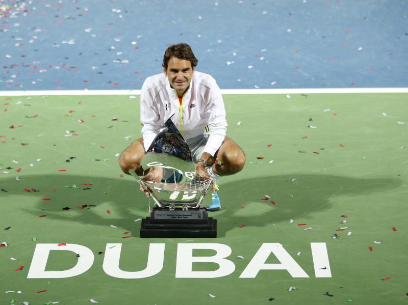 Federers iestājas "9000 eisu klubā" un septīto reizi uzvar Dubaijā