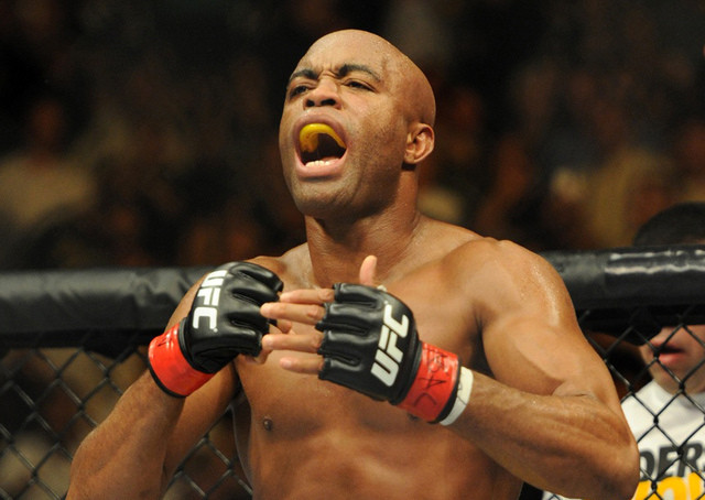 Februārī ringā atgriežas UFC čempions Andersons Silva