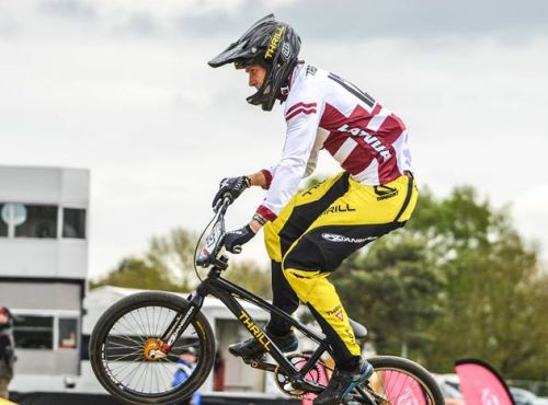 Latvijas BMX braucēji rīt uzsāk dalību Eiropas spēlēs