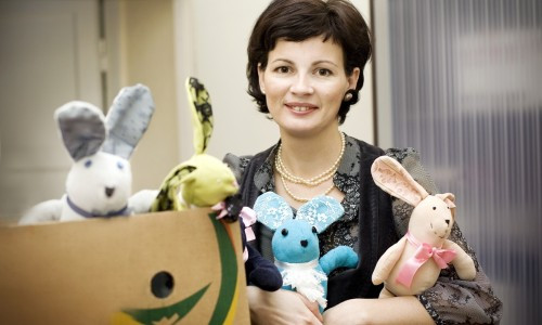 2015.gadā Latvijas Pasta nodaļās saziedoti vairāk nekā 16 000 eiro Ziedot.lv smagi slimu bērnu programmai Mazajām sirsniņām