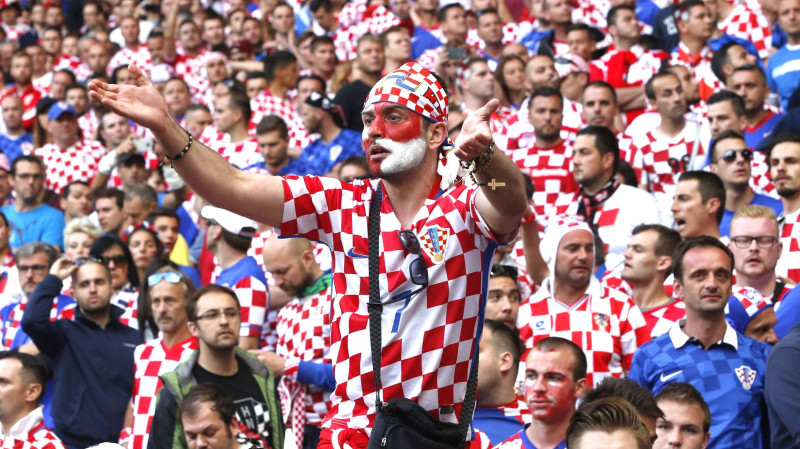 Novickis no "Euro 2016": horvāti met petardes un paliek muļķu lomā