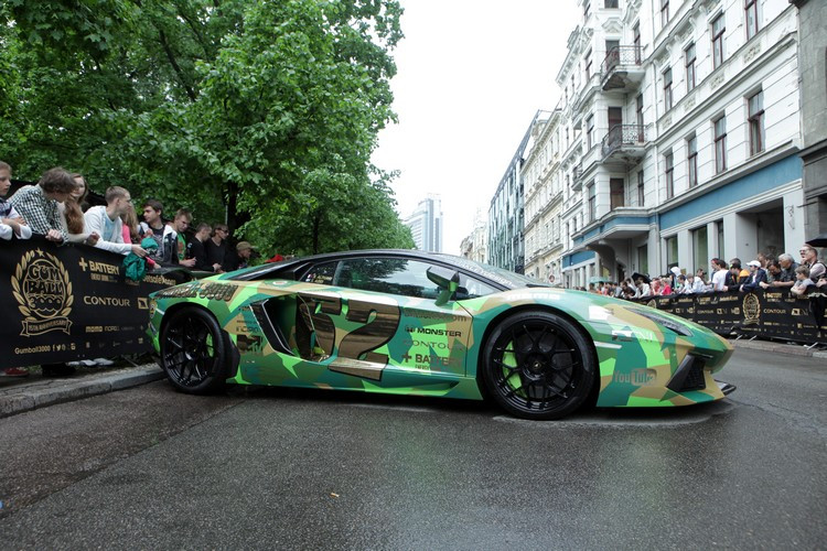 Pulcējot slavenības no visas pasaules, jūlijā Rīgā startēs ''Gumball 3000'' rallijs