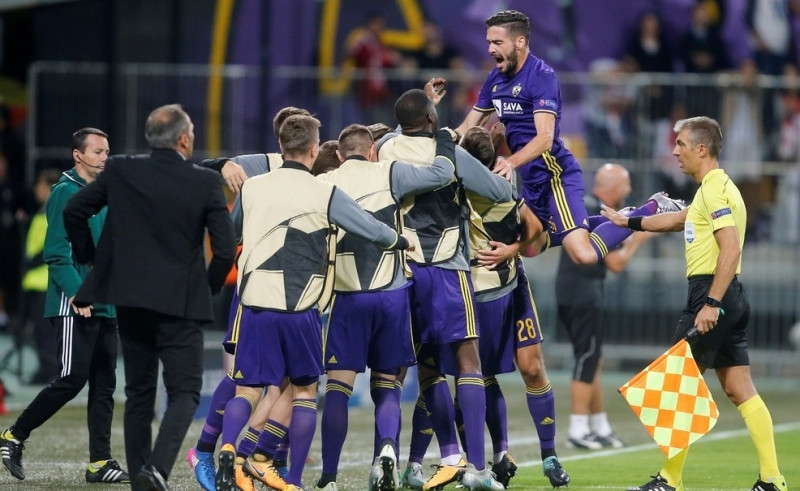 Slovēņu "Maribor" atgriežas Čempionu līgas grupu turnīrā, "Sevilla" tiek cauri ar izbīli