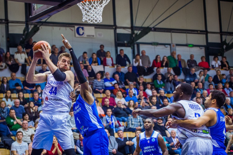 FIBA Eiropas kauss: ungāriem un rumāņiem nozīmīgas uzvaras pār Turcijas un Beļģijas klubiem