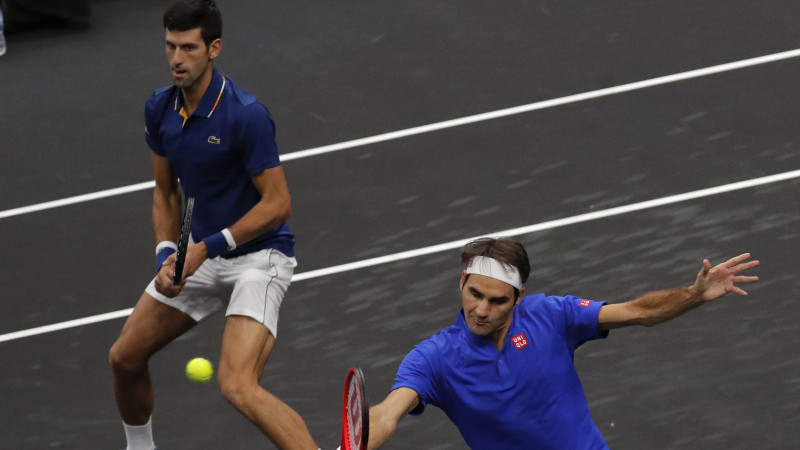 Federera un Džokoviča pāris zaudē Leivera kausa spēlē
