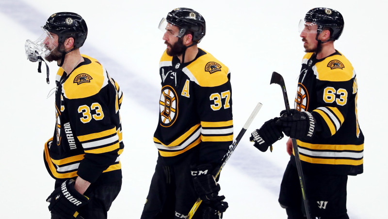 "Bruins" paziņo par spēlētāju ar pozitīvām vīrusa analīzēm