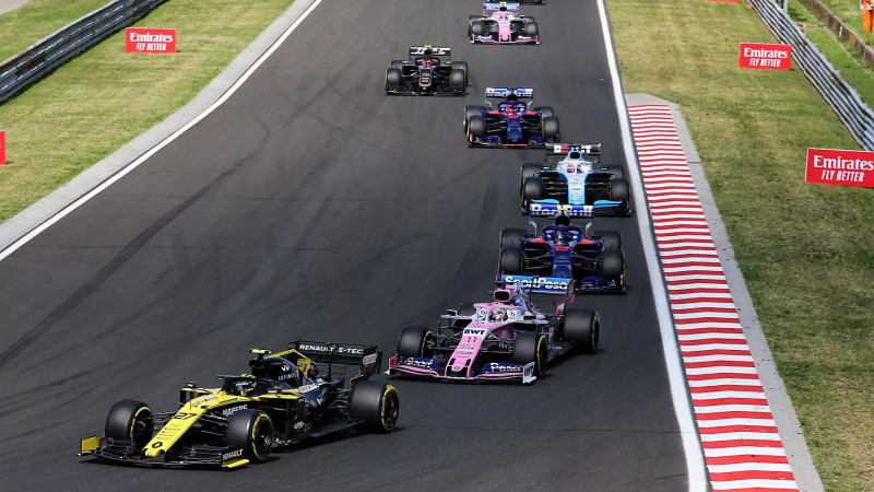 "Renault" boss: "Ir jāmaina trases, nevis F1 noteikumi"