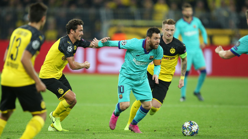 Čempione "Liverpool" uzņems "Napoli", Barselona spēkosies pret Dortmundi