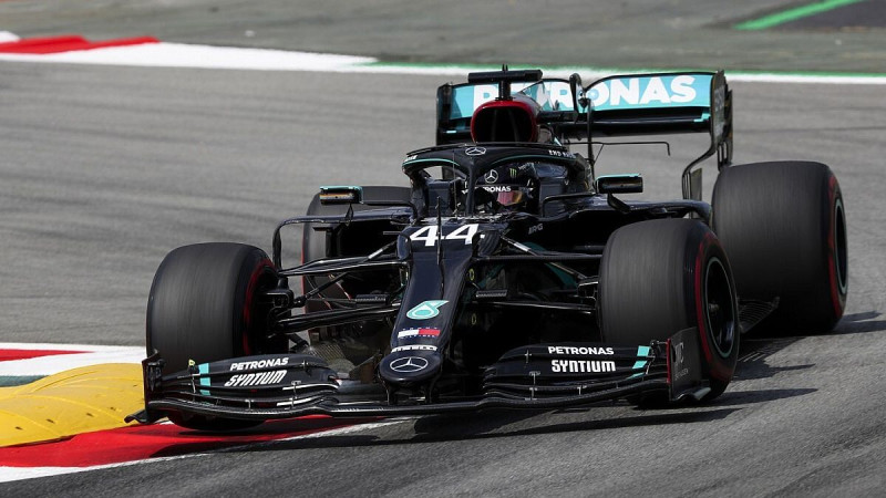 Hamiltons ātrākais, "Mercedes" komanda konkurentiem neaizsniedzama