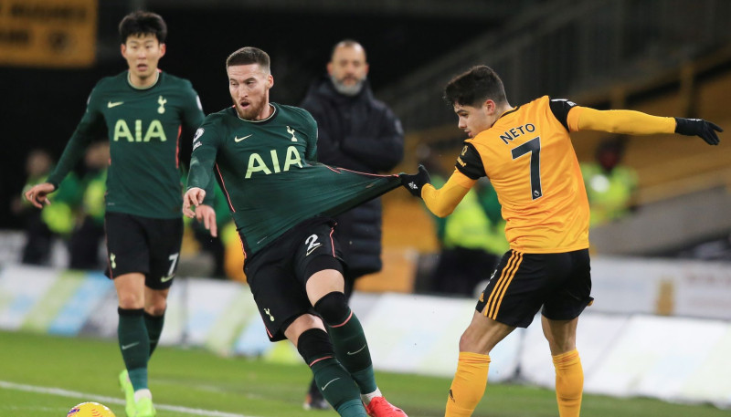 "Wolves" mača izskaņā izrauj neizšķirtu pret "Tottenham"