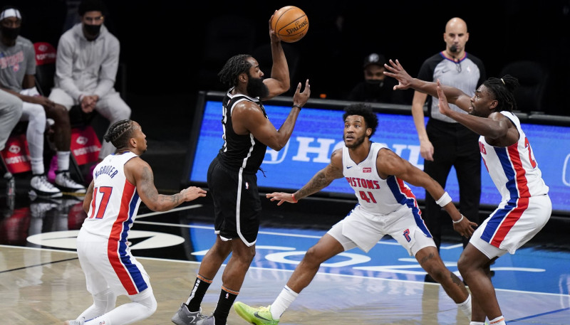 Džeimsam triple-double pret "Warriors", Hārdens labo "Nets" vēsturi