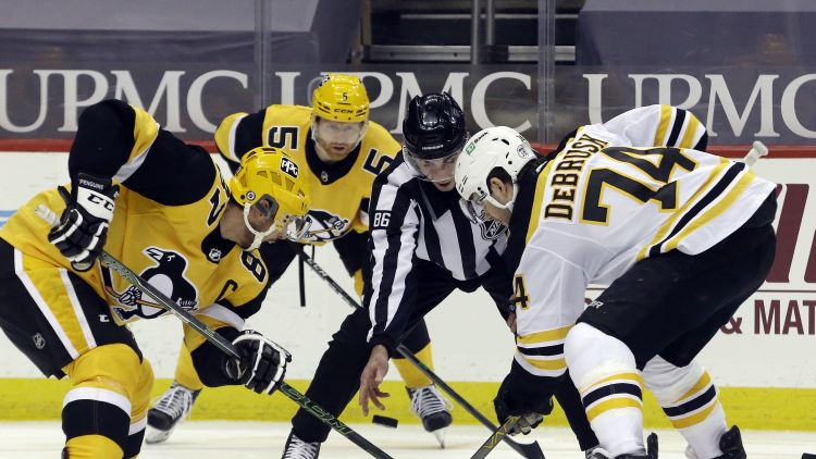 Bļugers pēc 116 aizvadīto NHL spēļu sērijas netiek pieteikts "Penguins" mačam