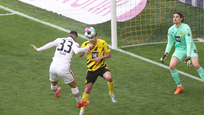Silva un "Eintracht" aptur Holanna Dortmundes "Borussia"