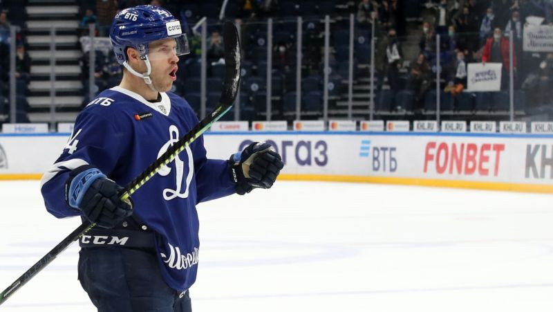 Maskavas "Dynamo" pagarina līgumu ar NHL vairāk nekā 250 spēles aizvadījušo Lindberju