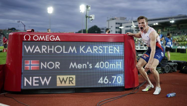 Varholms labo 29 gadus veco pasaules rekordu 400m/b skrējienā
