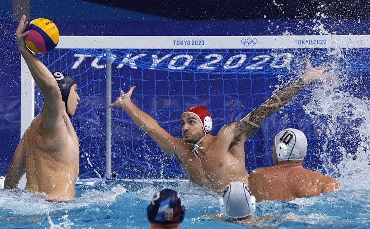 Tokijas olimpisko spēļu sacensības noslēdzas ar Serbijas triumfu ūdenspolo