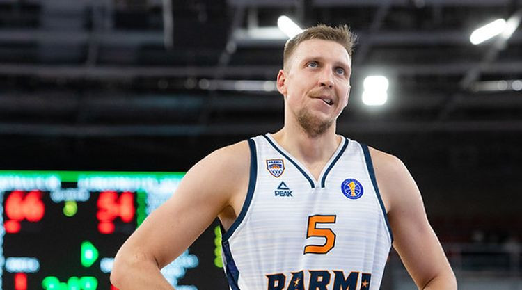 Latvijas izlases basketbolists Mejeris neatgriezīsies Permā
