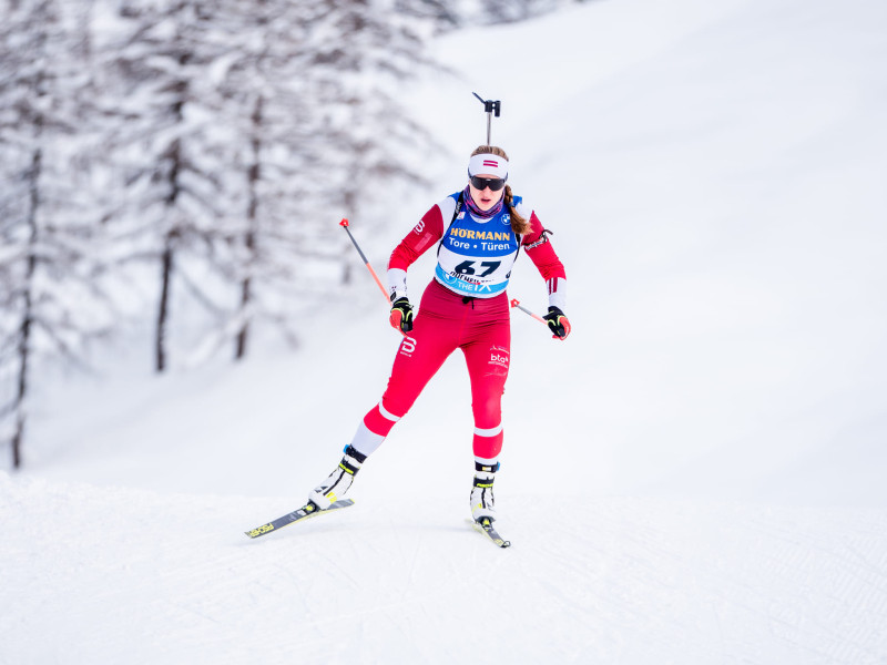 Sandra un Sanita Buliņas iekļūst ceturtajā desmitā IBU junioru kausa sprintā