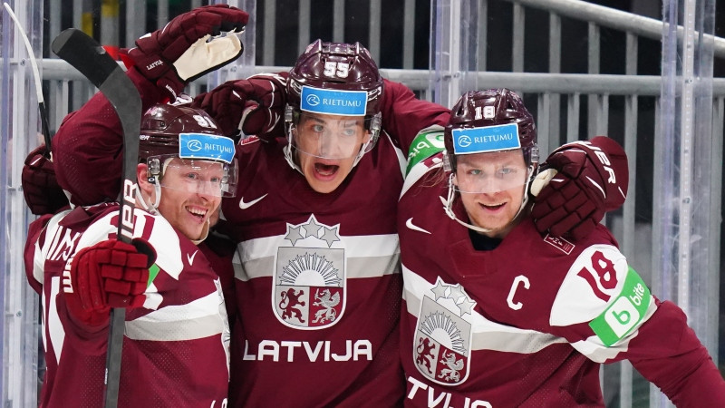 IIHF spēka rangā Latvijas hokeja izlase noslīd uz 14. pozīciju