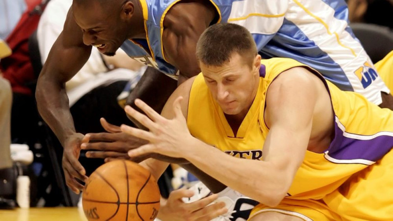 Divkārtējais NBA čempions Medvedenko izsola gredzenus Ukrainas atbalstam