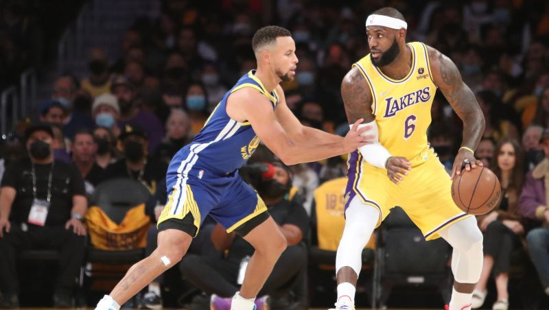 "Warriors" NBA titula sargāšanu sāks pret Lebronu un "Lakers"