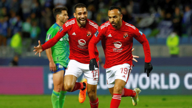Saūda arābieši izglābjas pret mājiniekiem, "Al Ahly" nopelna dueli pret Madrides "Real"