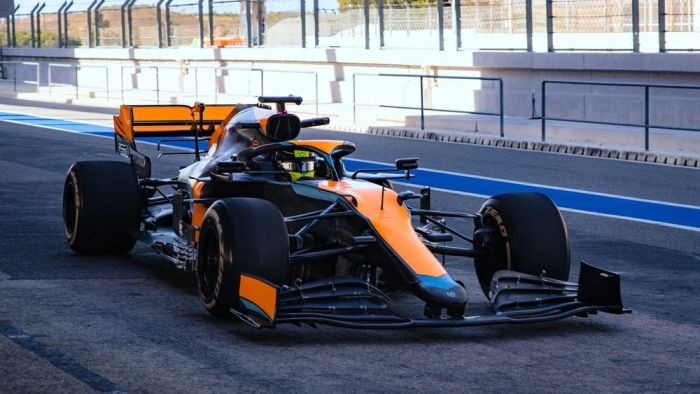 Šūmahers aizvadījis pirmos testus "McLaren" komandā