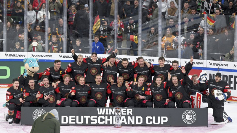 Vācija zaudē pēdējā spēlē, taču trešo gadu pēc kārtas triumfē "Deutschland Cup"