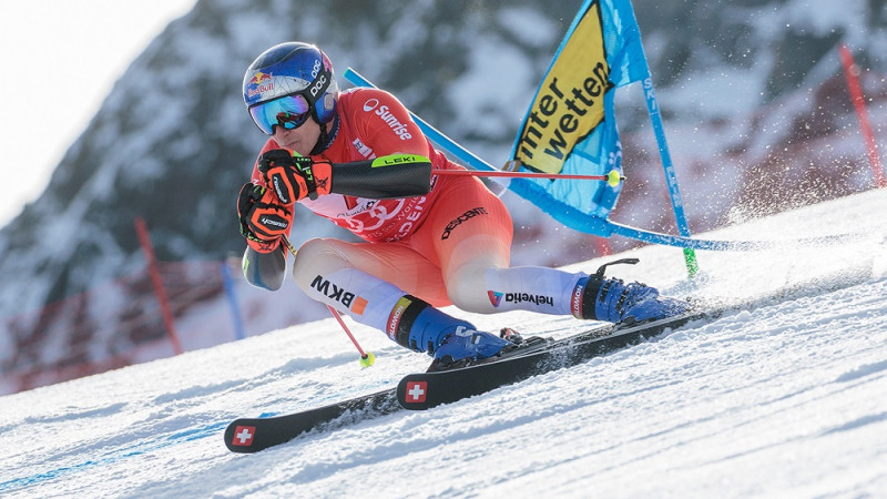 Bormio supergigantā dominē Odermats, nobrauciena uzvarētājs nefinišē